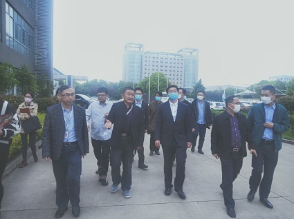 “新基建”，雨花臺區(qū)政府及東南大學(xué)領(lǐng)導(dǎo)專家來泰通科技調(diào)研